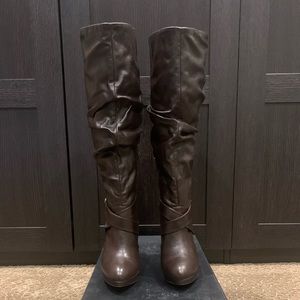 Ladies INC faux leather boots ~ size 8